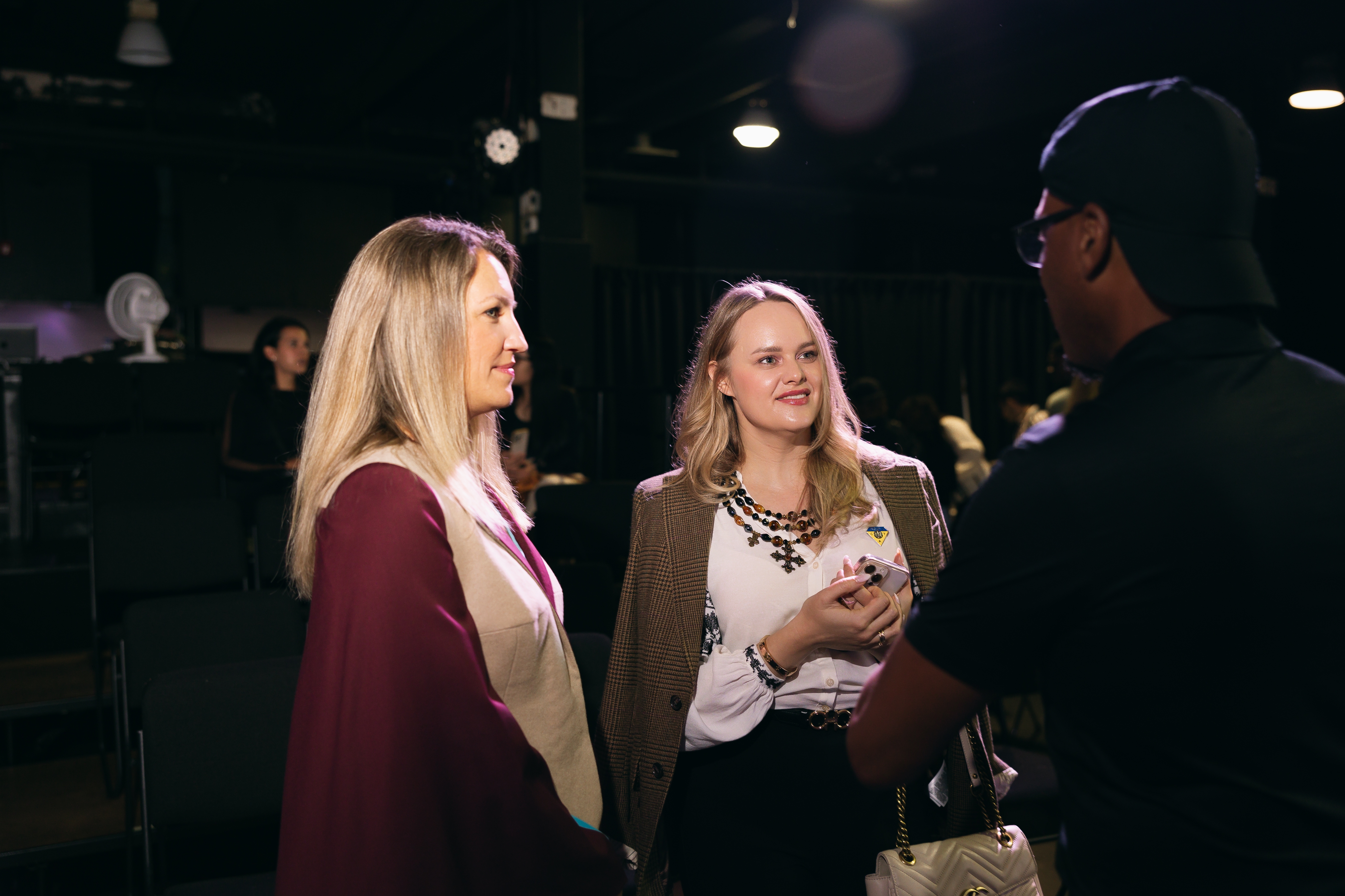 Tondré Olé engaging with the audience